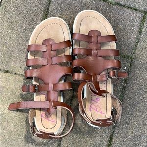 BLOWFISH tan platform strappy sandals sz 8.5